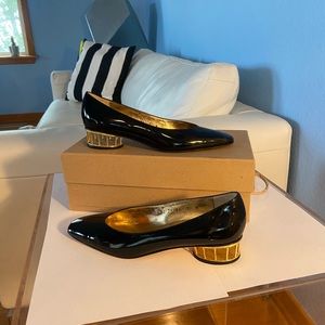 Timothy Hitsman unique patent leather heel